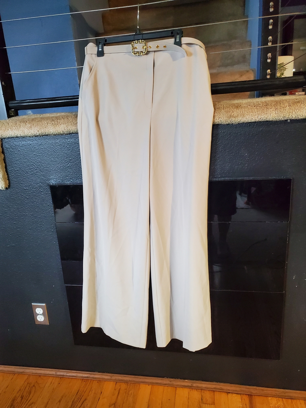 St. John Wide-Leg High-Rise Trousers in Light Beige